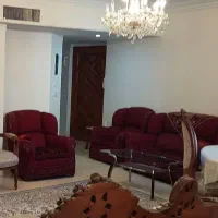 مبل راحتی نیم ست بسیار سالم درحدنو