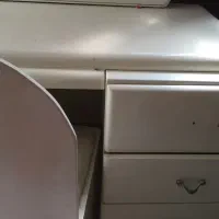 درآور/ میز آرایش