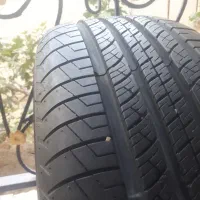 یک حلقه لاستیک ماشین شاسی