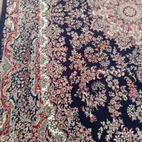 یکعدد فرش سرمه ی شش متری 700شونه در مهدیشهر