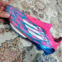 کفش فوتبال استوک