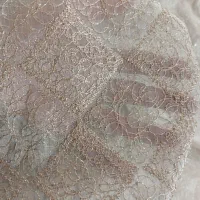 چند عدد پرده در حد نو و سالم