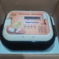 دستگاه جوجه کشی