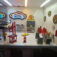 کلکسیون تعمیرگاه مکانیکی انتیک