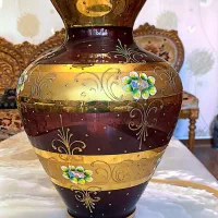 گلدان طلایی