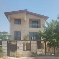 پنجره دوجداره   فروشی  در حد نو