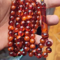 تسبیح کهربا کهنه