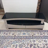 میز تلویزیون کلاسیک