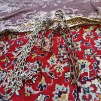 ۳ عدد زنجیر های  های اهنی و به چند اندازه ی مختلف