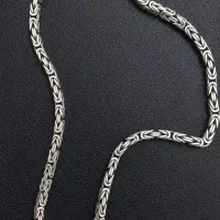 گردنبند نقره کرال ۴ گوش