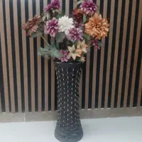 گل وگلدان