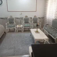 مبل سلطنتی
