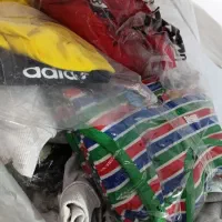 تعدادی لباس بچگانه نو در سایز های مختلف