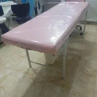 تخت تاشو و صندلی چرخ دار سالن زیبایی