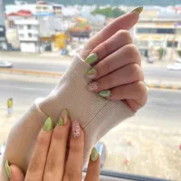 کاشت و ترمیم ناخن