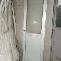 درب آلومینیومی حمام