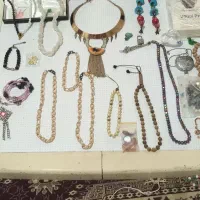 بدلیجات وساعت  به قیمت مناسب
