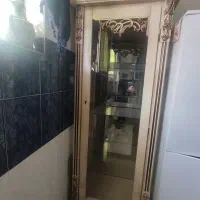 ویترین چوبی سالم بدون خط و خش