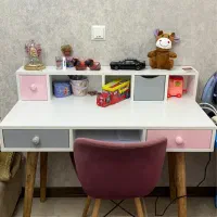 دوعدد میز تحریر
