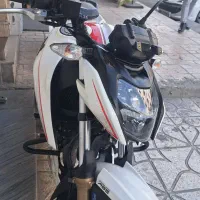 اپاچی ۲۰۰ مدل ۱۴۰۳