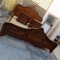 تخت خواب دونفره با دو عدد پاتختی در حدنو