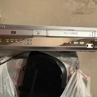 دستگاه CD و DVD