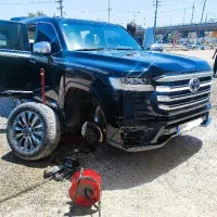 مکانیک سیار مکانیکی یدک‌کش امداد خودرو باطری ساز