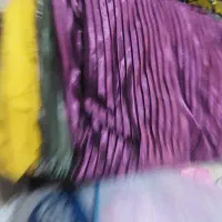تیکه پارچه دررنگ وجنس متنوع