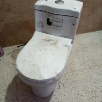 توالت فرنگی نو