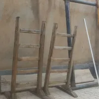 دار قالی دوزر همراه با نردبان و تخته و کوجو