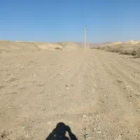 زمین-8200-متر-سند-قابلیت-ساخت-و-انبار-ایوانکی