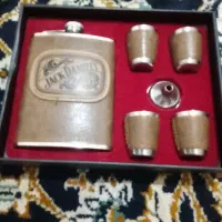 سرویس مشروب خوری
