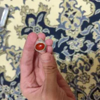 تعدادی انگشتر و پلاک نقره