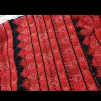 زی استین|لباس|مهریز, |دیوار