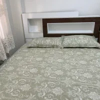 تخت و میزارایش