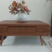 میزجلومبلی