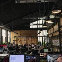 استخدام دو فروشنده داخل اینستاگرام بادرآمد مثبت ۴۰