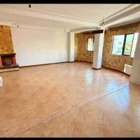 آپارتمان-130-متری-مدرن-دلباز-و-حیاط-دار