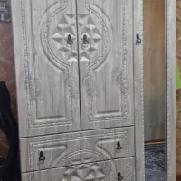 کمد جا لباسی واقعا درحد نو ، بدون کوچکترین خط و خش