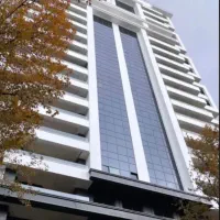 یک واحد آپارتمان ۱۰۰ متری بازسازی شده