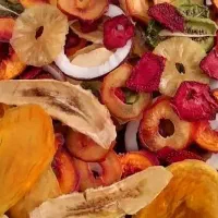 استخدام نیرو در کارگاه میوه خشک