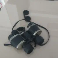 دوربین دو چشم قدیمی زوم بالا