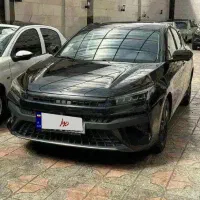 کی ام سی j7 مدل 1402  ( نقد و اقساط و معاوضه )