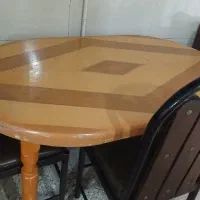 میز و صندلی در حد نو