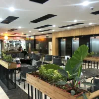 کار در کافی شاپ تاهیتی