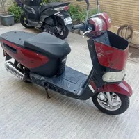 اسکوتر اتومات جهانرو کانگورو ۱۵۰ مدل ۹۶