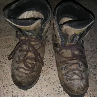 کفش کوهنوردی سایز ۳۶ تا ۳۸