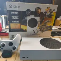 xbox series s فول گیم بهمراه باتری و داک شارژ|کنسول، بازی ویدئویی و آنلاین|رشت, فلسطین|دیوار