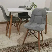 یازده عدد صندلی رنگ خاکستری مطابق تصویر کاملا نو