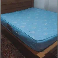 تخت دونفره